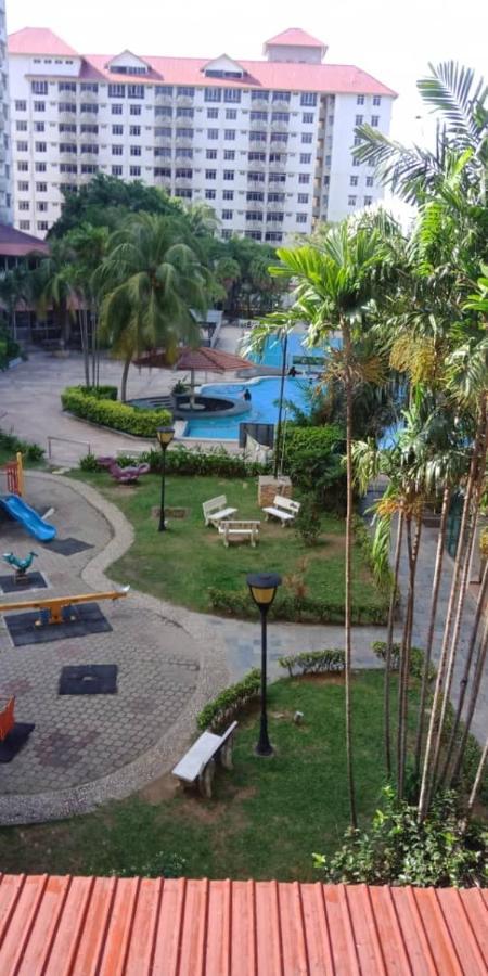 Cozy Pool And Seaview Glory Beach Resort 2 Bedrooms B Block Port Dickson Exteriér fotografie